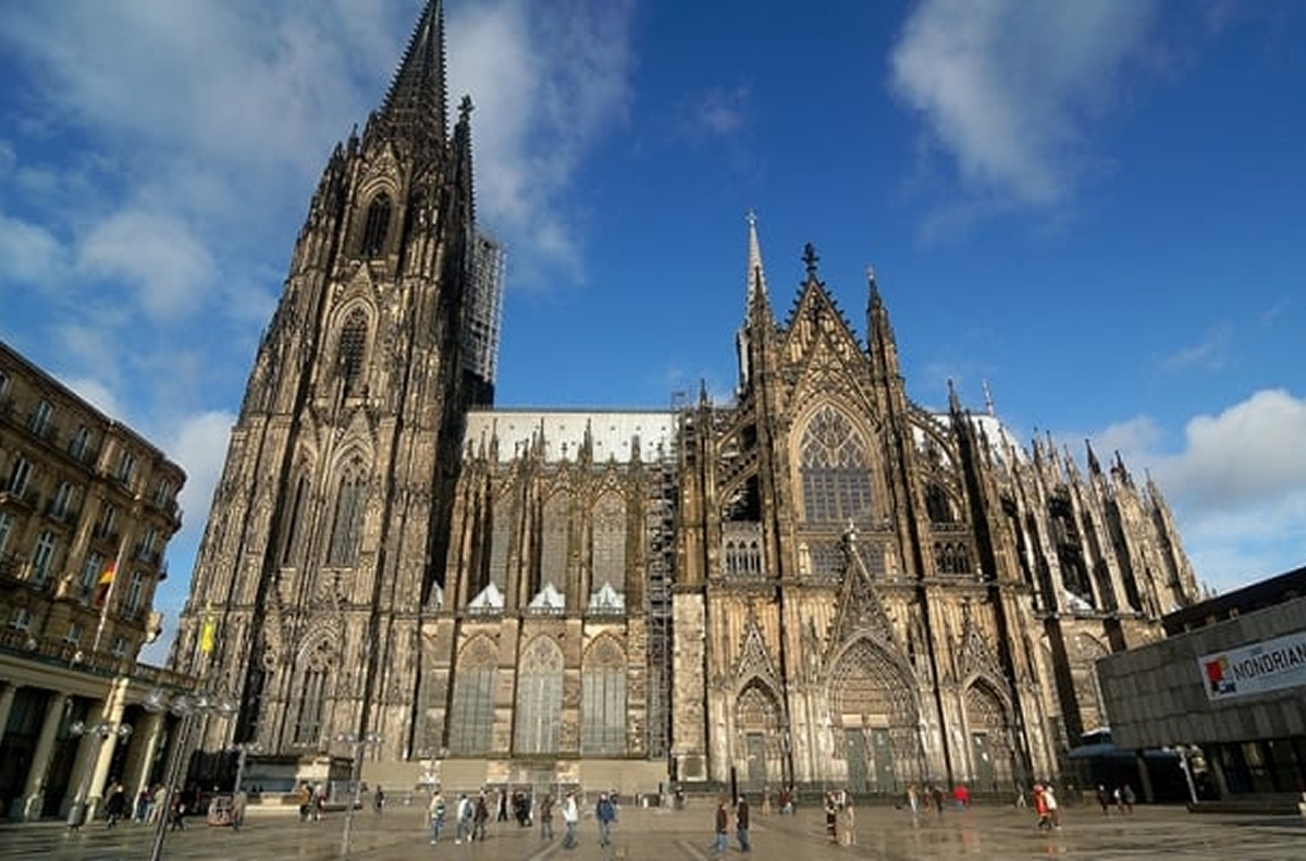Nhà thờ Cologne các nhà thờ nổi tiếng nước Đức