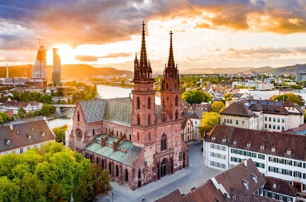 Basler Münster Nhà Thờ Kiến Trúc Độc Đáo Nhất Thụy Sĩ