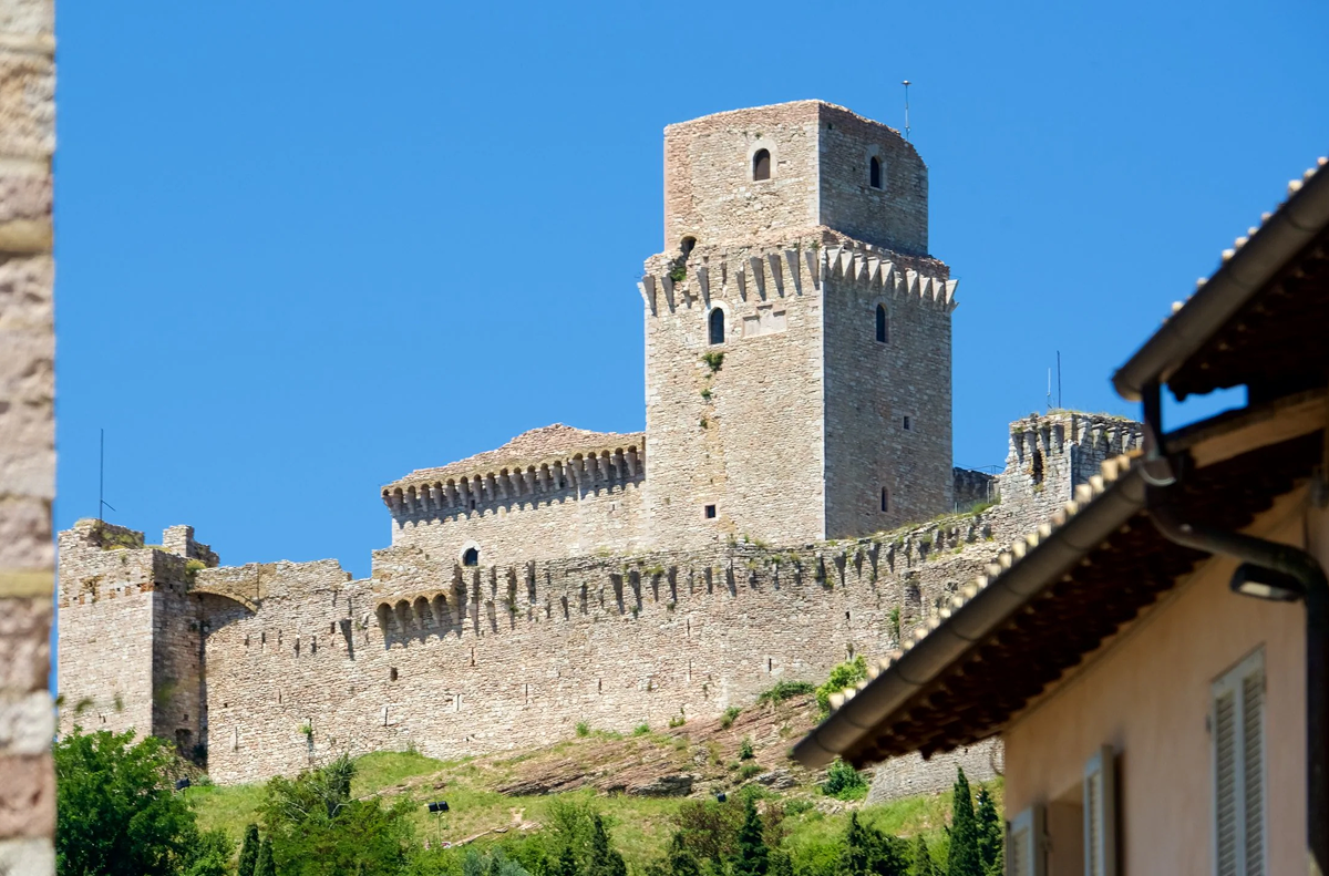 Pháo đài Rocca Maggioredu lịch Assisi