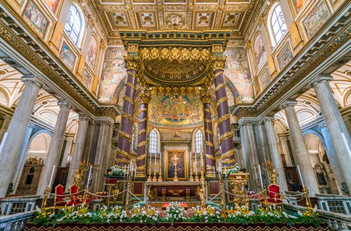 Basilica di Santa Maria Maggiore (St. Mary Major) điểm hành hương nổi tiếng tại Rome Ý