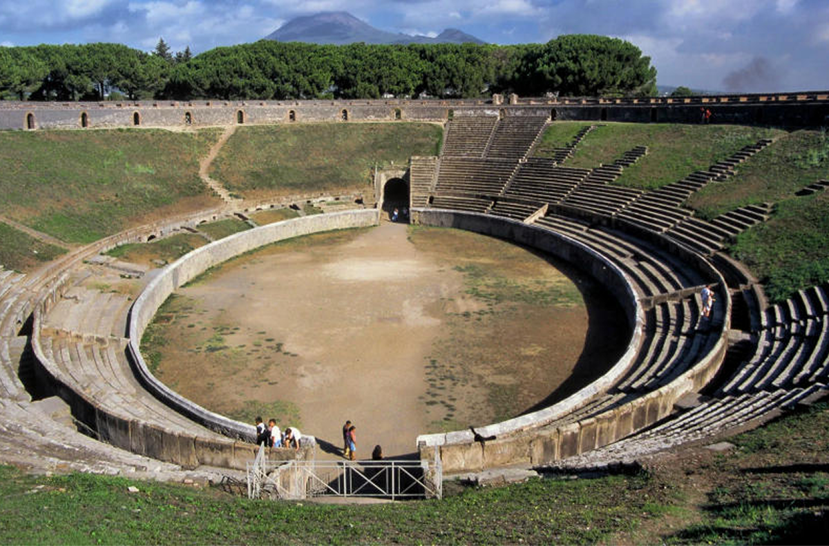 Nhà hát vòng tròn của Pompeii Du Lịch Pompeii