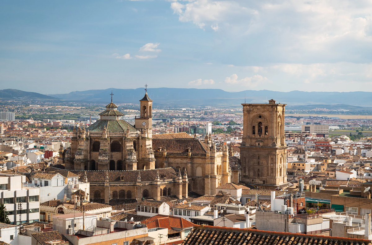 Granada du lịch nổi tiếng Tây Ban Nha