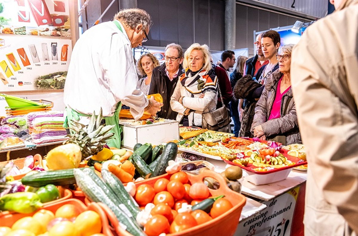 Thưởng thức ẩm thực khi Du Lịch Lille Pháp