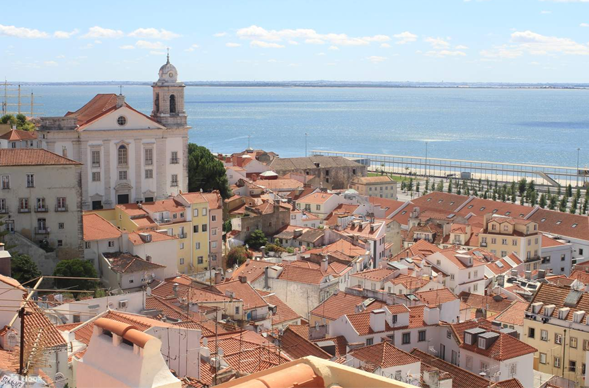 Khám phá Alfama Du Lịch Lisbon